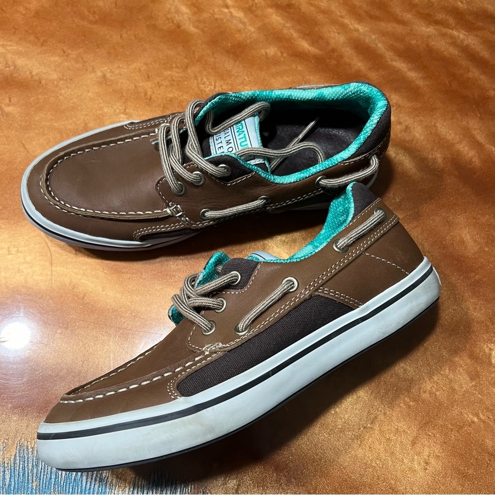 Xtratuf Salmon Sisters Leather Finatic II Deck Boat Shoes size 6